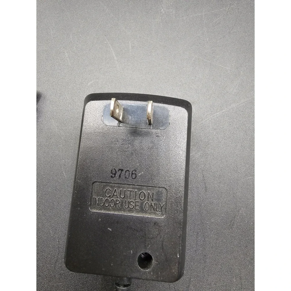 GNT AC Adaptor KSA-1050U 10V 500mA Class 2 Power Supply Black 3